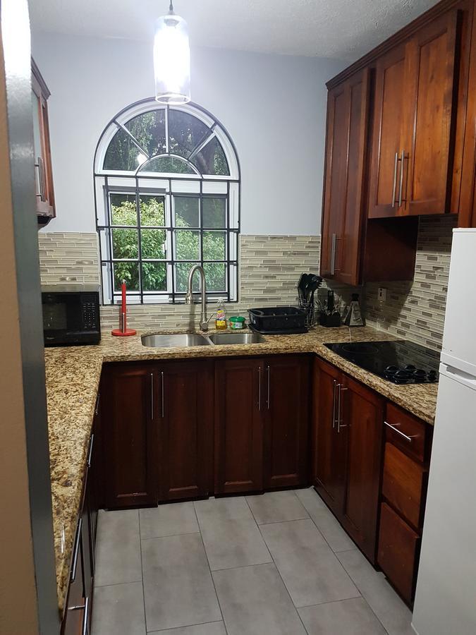 Ferienwohnung Skycastle Oasis Ocho Rios Exterior foto