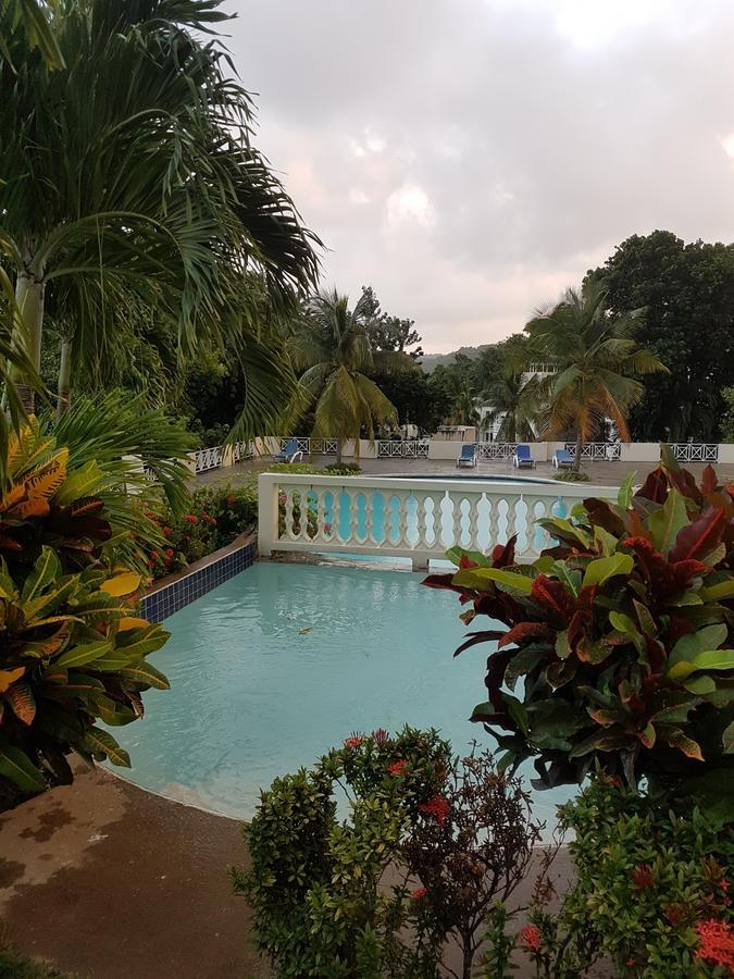 Ferienwohnung Skycastle Oasis Ocho Rios Exterior foto