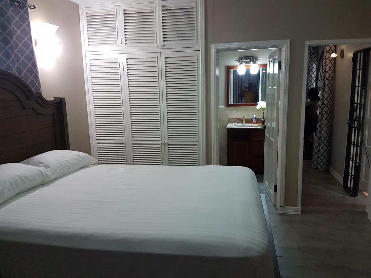 Ferienwohnung Skycastle Oasis Ocho Rios Exterior foto