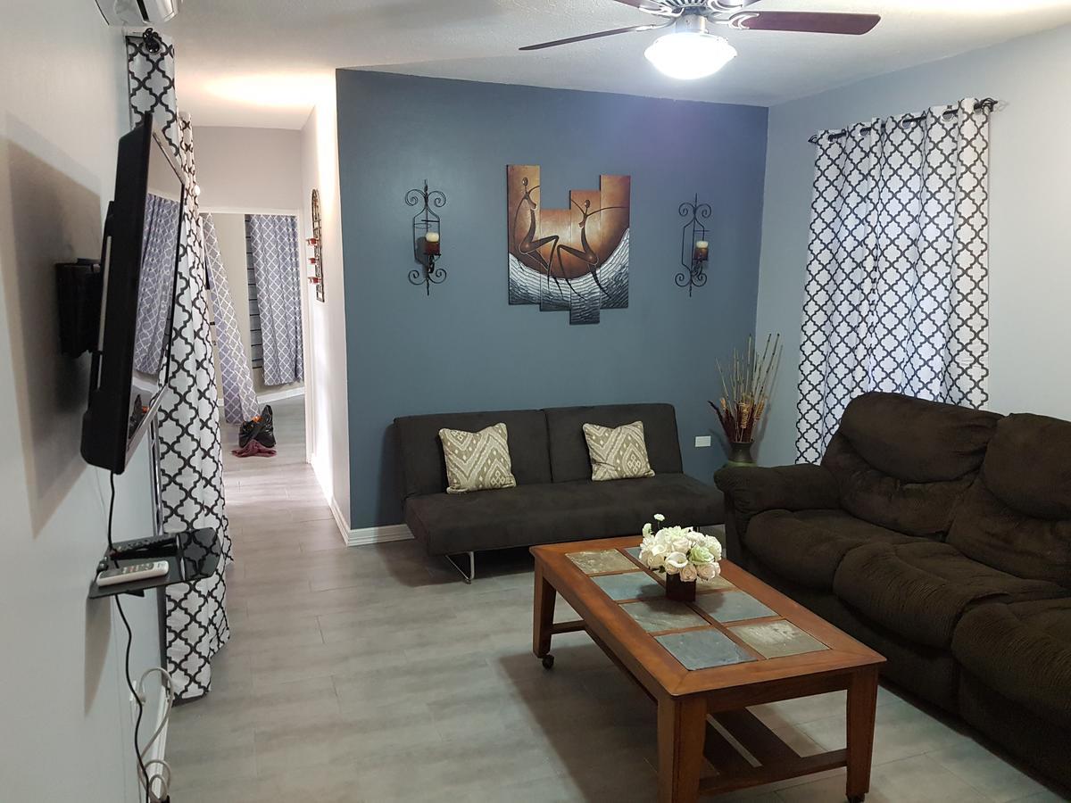 Ferienwohnung Skycastle Oasis Ocho Rios Exterior foto