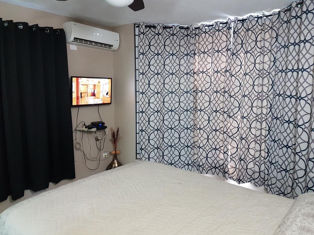 Ferienwohnung Skycastle Oasis Ocho Rios Exterior foto